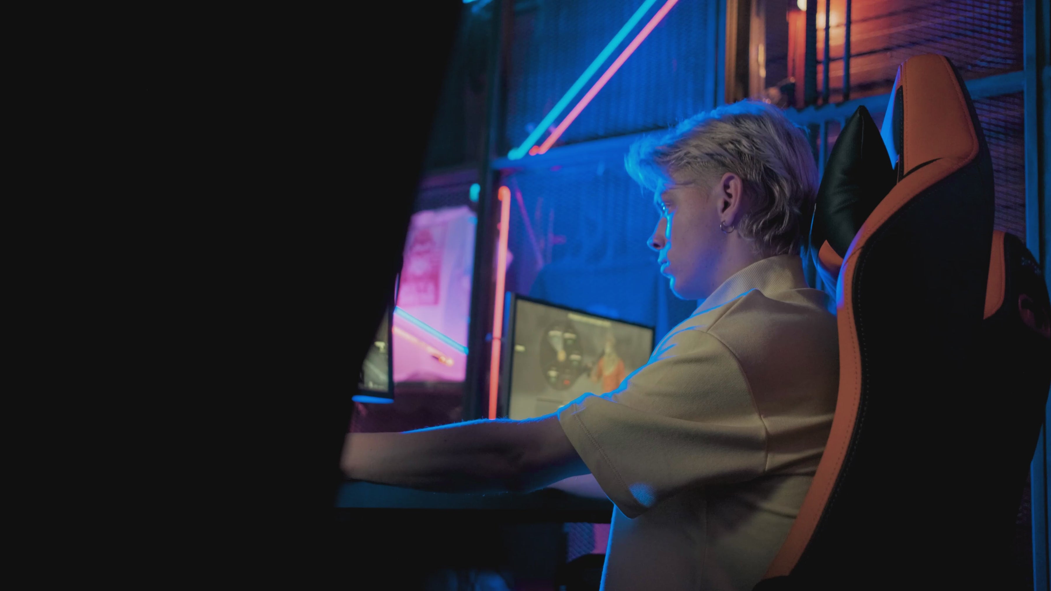 Load video: 